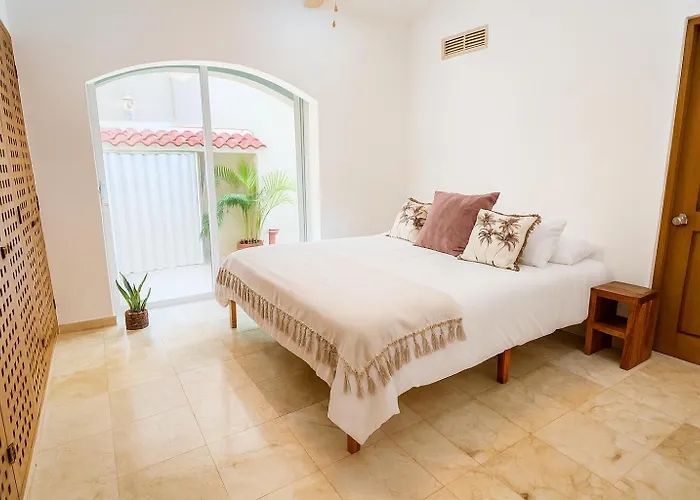 Pousada 7br Private Jacuzzi & Pool Sleeps 16 Walk To Lagoon And Golf Puerto Aventuras